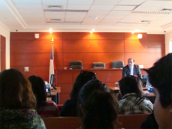 Los estudiantes de periodismo de la UCN valoraron positivamente la visita al tribunal oral y la clase magistral a la que asistieron.
