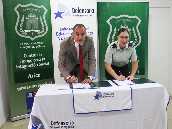 El acuerdo fue firmado por el Defensor Regional, Sergio Zenteno Alfaro, y la directora regional (S) de Gendarmería, teniente coronel Carina Sepúlveda.