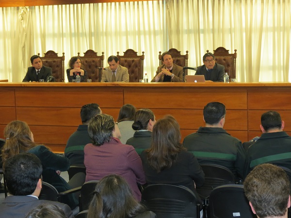 El abogado Jaime Venegas expuso en un seminario sobre el juez de ejecución de penas, realizado en la Corte de Apelaciones de Talca. 