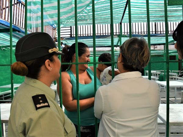 El eje de la capacitación a los defensores públicos ecuatorianos aborda la situación de las mujeres privadas de libertad.