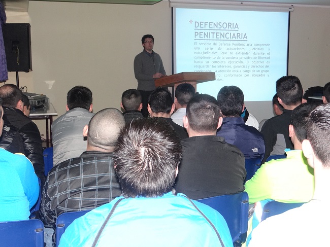 Se están realizando charlas informativas sobre la defensa penitenciaria a los internos de los recintos carcelarios de Magallanes.