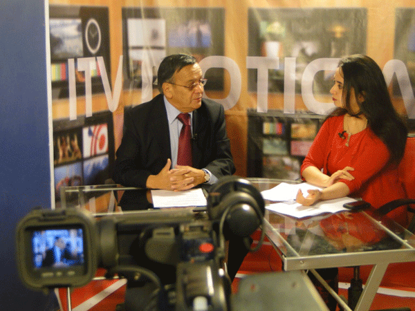 El Defensor Regional de Magallanes, Juan Vivar, fue entrevistado por la periodista Paola Abarzúa.