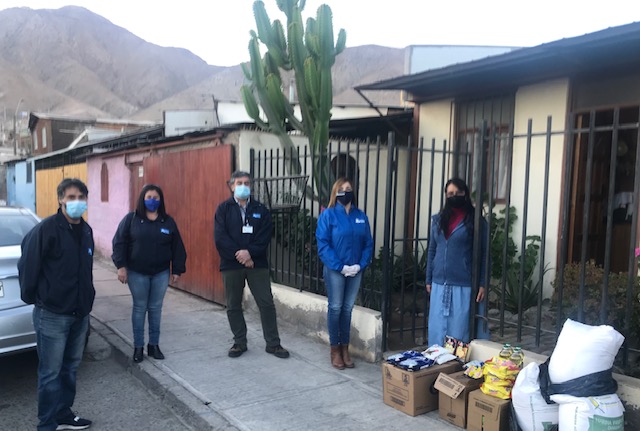 El equipo de la Defensoría Regional de Atacama entregó la donación a la congregación religiosa de Copiapó.