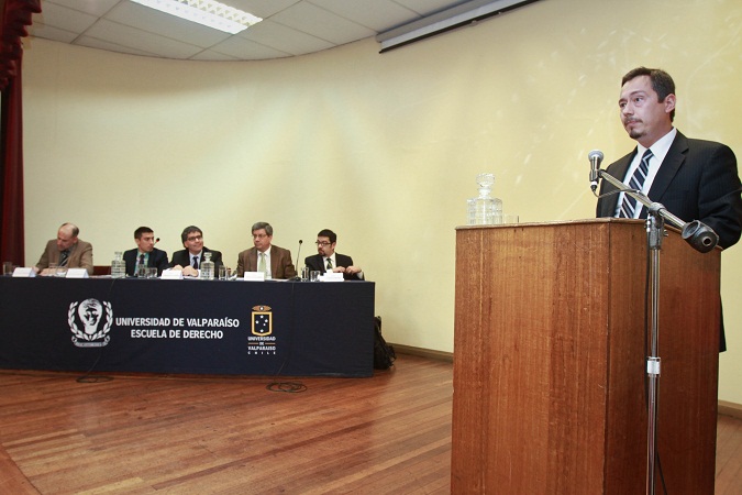 El Defensor Regional Claudio Pérez se refirió a la expansión y dispersión de normas penales en Chile.