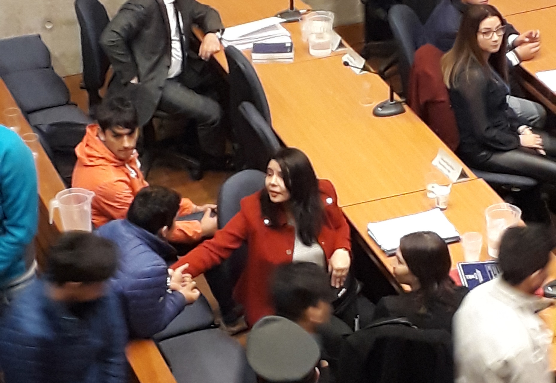 Las defensoras públicas Bárbara Antivero, Catherine Olavarría y Andrea Quinteros en el juicio oral  que absolvio a nueve imputados en la causa Uber.