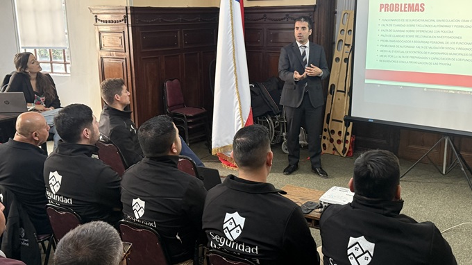 Asistieron inspectores, funcionarios de televigilancia y asesores de la Direccion de Seguridad Municipal.