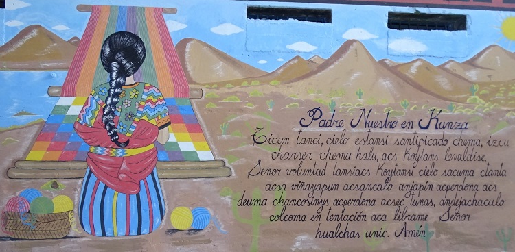 Mural pintado por privados de libertad en el CDP Calama, que resalta la figura de la mujer indígena.