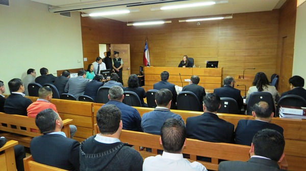La Defensoría representa a cinco oficiales imputados por los apremios contra internos de la cárcel de Rancagua.
