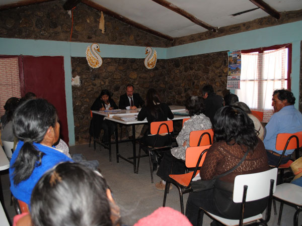 Por segunda vez el Tribunal de Garantía de Arica sesionó en Saxamar. En este caso, recogió costumbres ancestrales para resolver el conflicto.