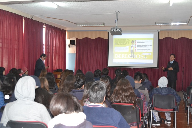 Ciento veinte estudiantes del Liceo "Diego Portales" de Coquimbo participaron en la exposición.