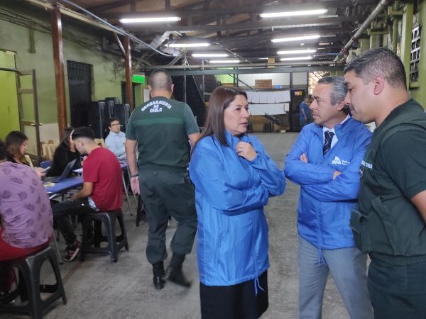 La Defensora Regional Loreto Flores constató en terreno la situación de los internos en los penales visitados.