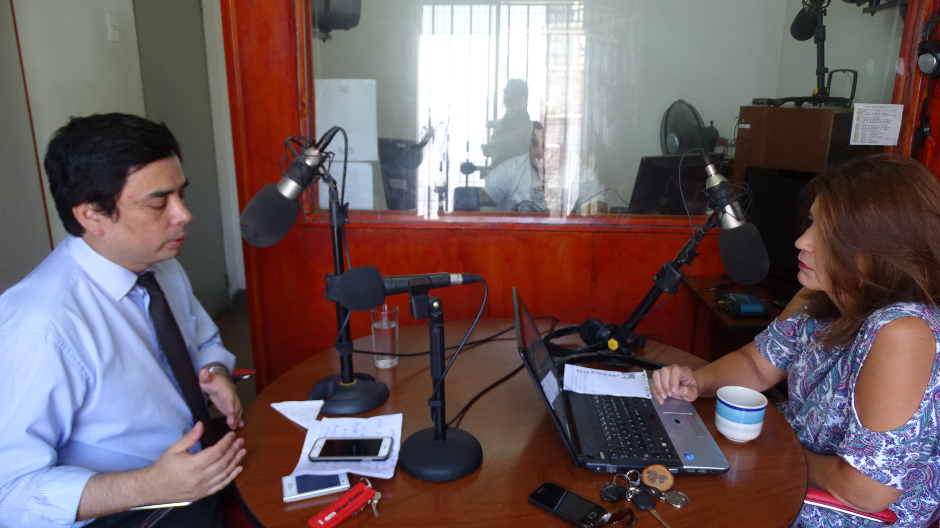 El Defensor Regional (S) de Antofagasta en entrevista radial.