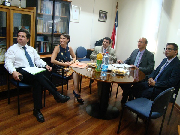 Los magistrados y defensores sostuvieron  una videoconferencia con miembros del Departamento de Desarrollo Institucional del Poder Judicial.