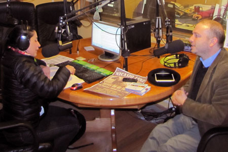 Fernando Acuña en el programa La Mañana, de Radio Santa María