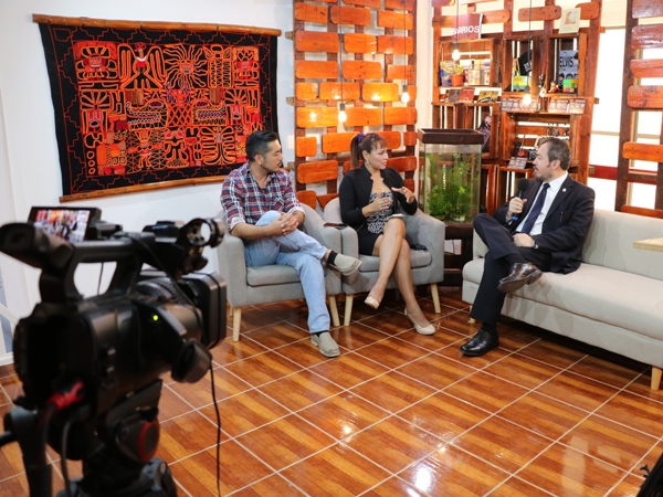 El Defensor Regional, Claudio Gálvez, en el matinal de Puerta Norte HD en el canal 43 de televisión digital.