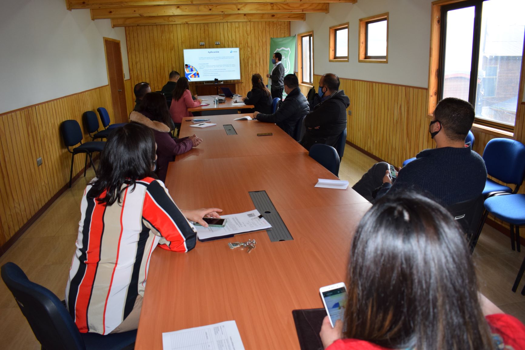 En Coyhaique se concretó el conversatorio para abordar la actual legislación penal adolescente.