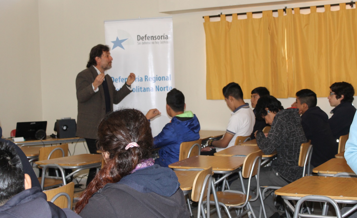 El Liceo IEA de Lo Barnechea valoró las charlas realizadas por la DRMN en 2014 y pidió reeditarlas este año como iniciativa de prevención