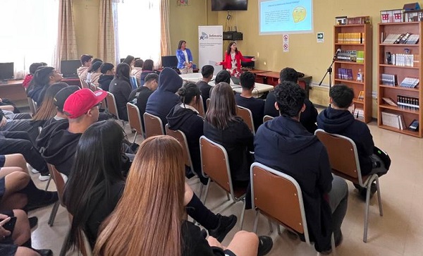 En total, 62 estudiantes del Liceo Politécnico de Rengo participaron en la charla sobre responsabilidad penal juvenil.