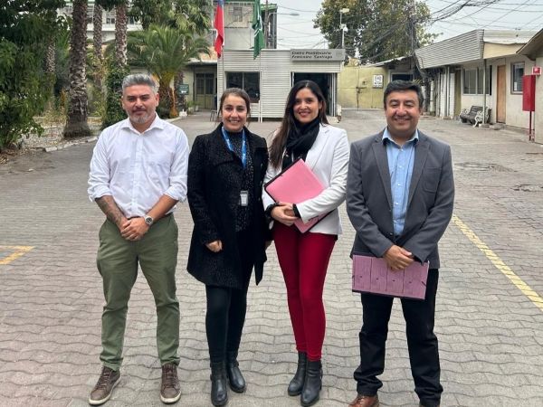 La actividad se realiza de manera peri&oacute;dica y tiene como objetivo reducir la ansiedad de las internas.