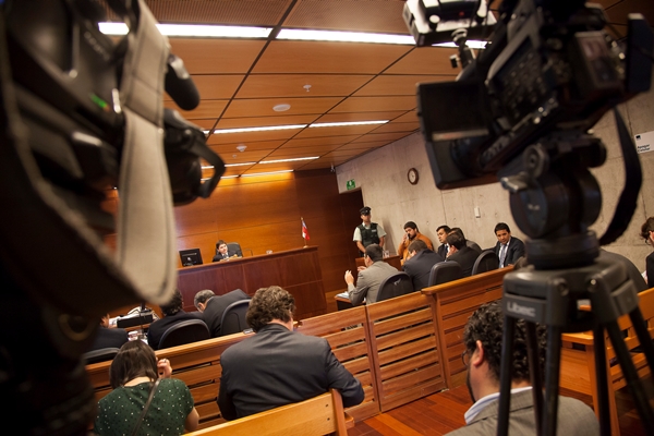 Tras la decisión adoptada  los defensores indicaron que estudiarían la resolución, no descartando  recurrir a la Corte de Apelaciones de Santiago.