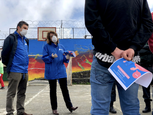 En Chiloé, el equipo conversó con casi toda la población penal de las cárceles de Ancud y Castro, respectivamente.