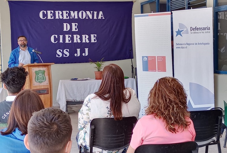 El Defensor Regional de Antofagasta destacó el aporte del taller deportivo para los jóvenes privados de libertad.