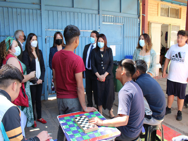 La delegación de la Defensoría sostuvo una franca conversación con los internos adolescentes de la región.