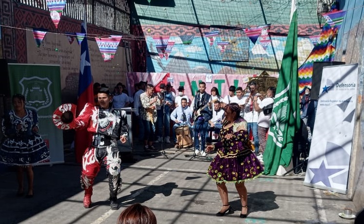 Con música y baile se conmemoró el Día de los Pueblos Originarios en el CDP de Calama.