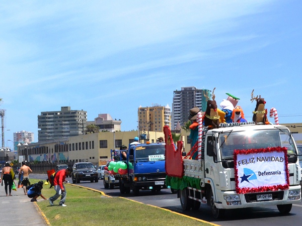 La caravana navideña de la Defensoría, que en diciembre del 2013 recorrió toda la ciudad de Iquique, partirá a las 9 de mañana sábado.