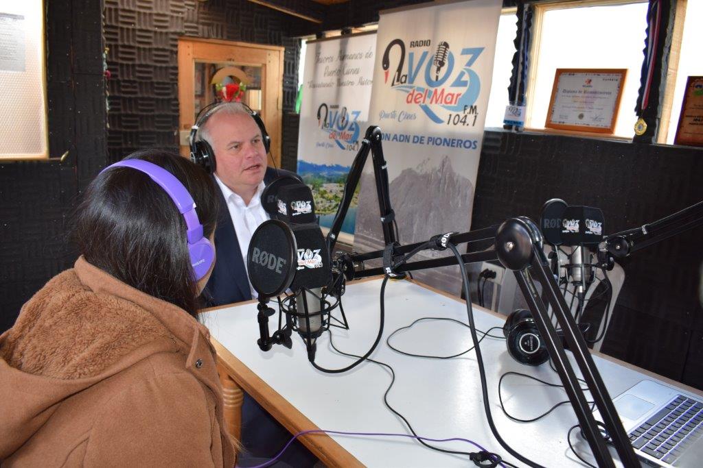 Desde radio "La Voz de Mar", el Defensor Regional de Aysén se refirió a los derechos y garantías que asisten a los imputados de origen indígena.