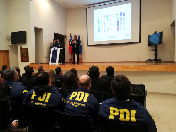 Funcionarios policiales, fiscales y autoridades regionales participaron en el seminario organizado por la PDI.
