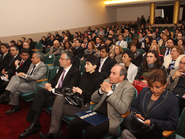 Más de 200 personas asistieron al VI Seminario de Derecho y Proceso Penales, realizado en Valparaíso.
