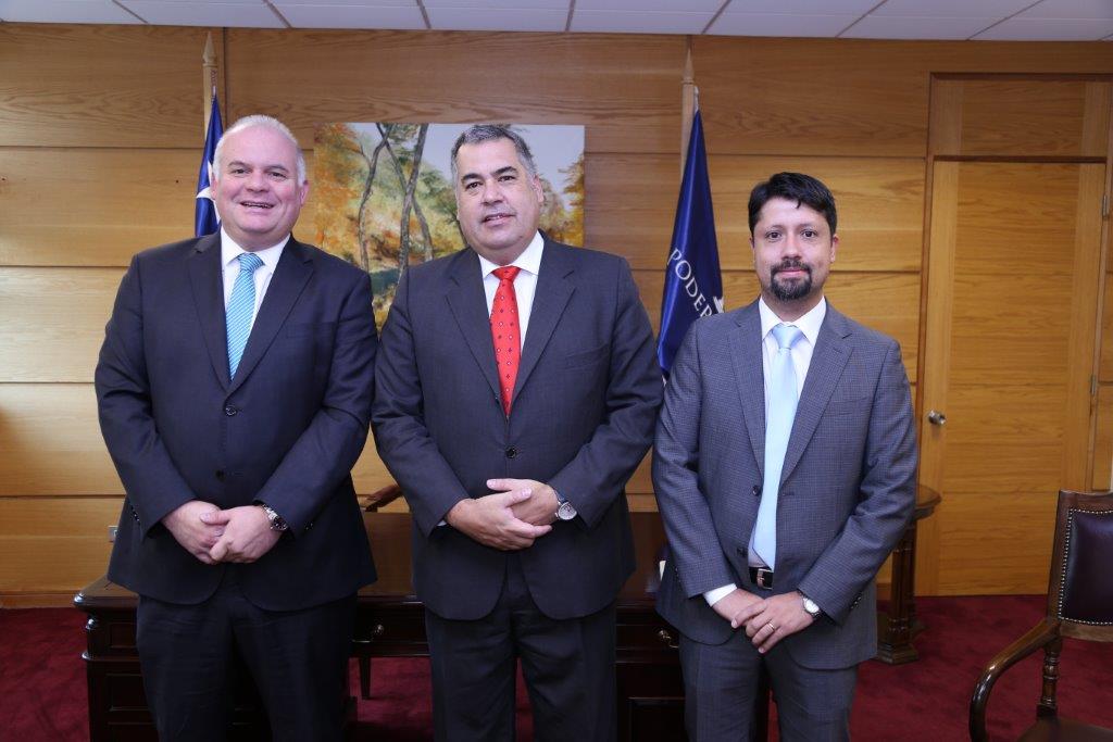 Jorge Moraga y Cristian Cajas se reunieron con el presidente de la Corte de Apelaciones de Coyhaique.