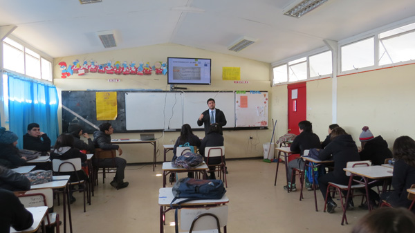 Los alumnos del segundo medio A del Liceo Latinoamericano de Pichidegua participaron de charla sobre la LRPA.