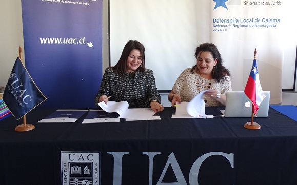 La Defensora Regional firmó el convenio de coorperacion e intercambio con la Universidad Aconcagua de Calama.
