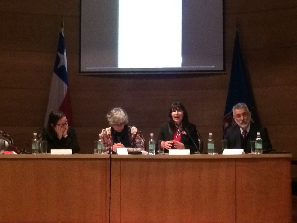 La Defensora Regional participó en seminario nacional en la Escuela de Derecho de la Universidad de Chile