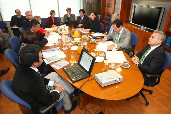 Vista de la última reunión del Consejo de Licitaciones de la Defensoría Penal Pública