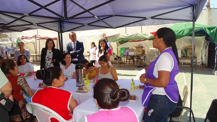 Las mujeres migrantes extranjeras privadas de libertad agradecieron el encuentro con la Defnsoria y 'Manto de María'.