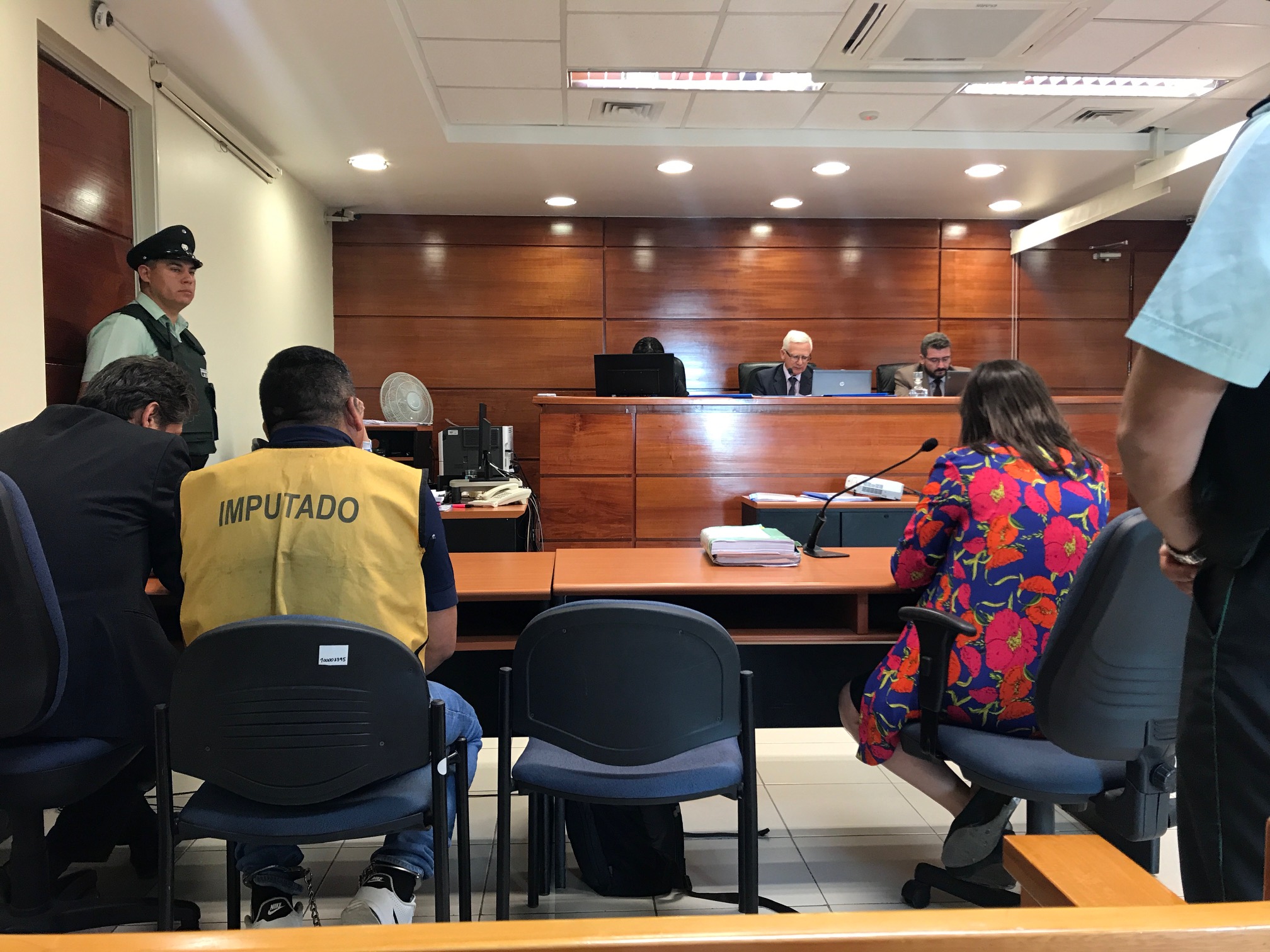 La defensora pública Sofía Makaus durante la audiencia de lectura de la sentencia absolutoria de Fernando Frez. El co-imputado fue condenado.