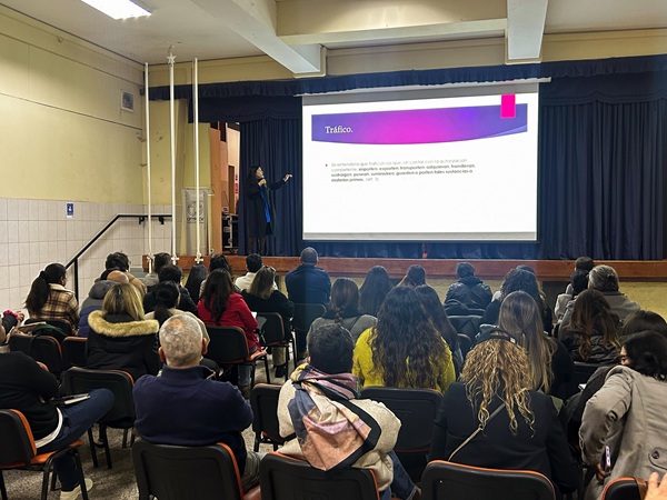 La defensora p&uacute;blica Romina Borgeat explic&oacute; las diferencias entre las faltas y delitos en el marco del proceso penal.