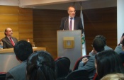 Leonardo Moreno en seminario de Universidad de Talca; "La víctima no debe estar en el proceso penal".