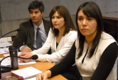 Defensores Néstor Pérez, María Belén Iribarren y Karen Fernández en primer día del juicio oral por el crimen del joven Daniel Zamudio