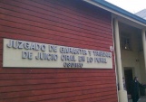 El tribunal de Garantía de Osorno suspendió temporalmente la exigencia de firma periódica para 50 imputados.