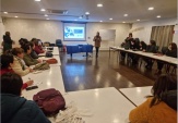 La abogada Rocío Burgess y la trabajadora social Catalina Rubio, realizaron charla de defensa especializada en instalaciones del DAEM Chillán