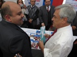 José Luis Craig entregó al Presidente Piñera un ejemplar de la última edición de "Revista 93".