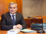 (Fotografía DPP) El Defensor Nacional, Georgy Schubert, elegido 'abogado del mes' por la revista "Empresas & Poder".