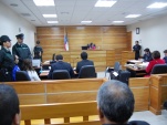 La imagen corresponde a la audiencia de control de detención de los dos nuevos detenidos por este caso, antes que se pasara a la sesión de formalizaci