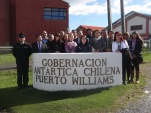 Funcionarios de la Defensoría integraron la comitiva de servicios públicos del sector justicia que viajó a Puerto Williams. 