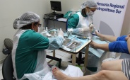 Mujeres privadas de libertad del CPF de san Joaquín pudieron recibir una sesión de podología para prevenir afecciones como pie diabético.