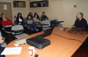 El curso está a cargo del doctor en derecho penal José Angel Fernández de  la Facultad de Cs. Jurídicas y Sociales de la UACH 